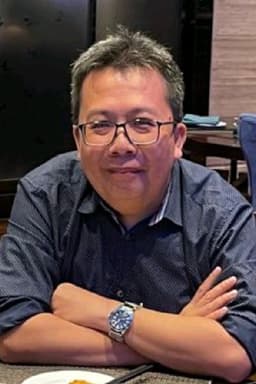 Steven Tan